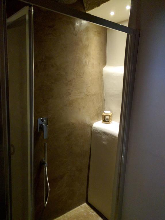 Palazzo Manfredi - Bed And Breakfast 모노폴리 외부 사진