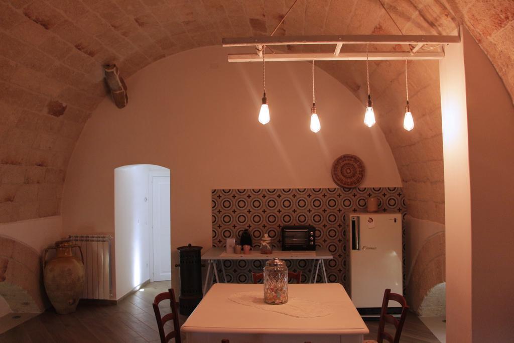 Palazzo Manfredi - Bed And Breakfast 모노폴리 외부 사진