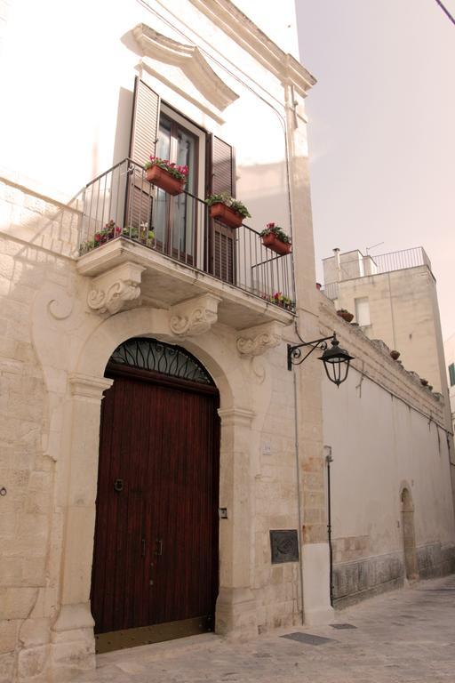 Palazzo Manfredi - Bed And Breakfast 모노폴리 외부 사진