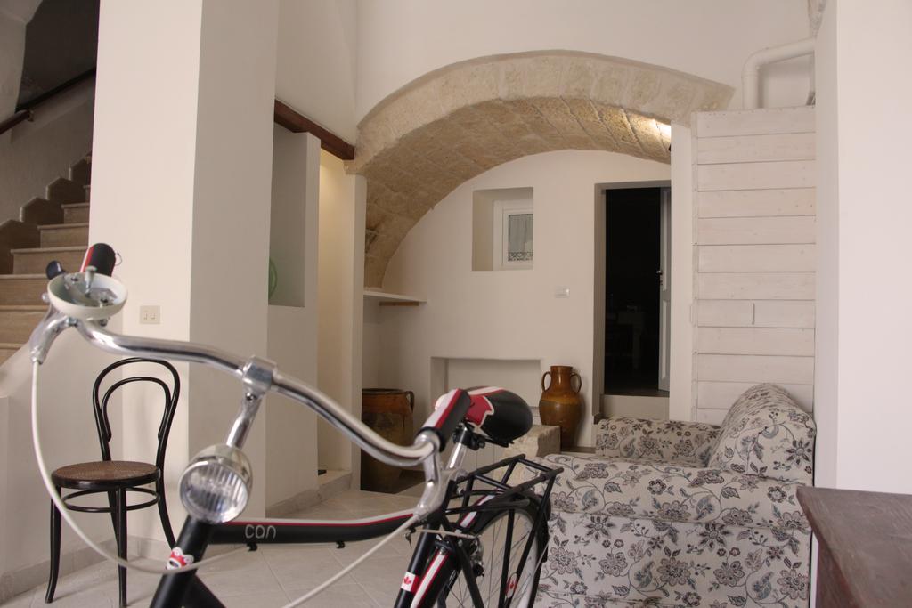 Palazzo Manfredi - Bed And Breakfast 모노폴리 외부 사진